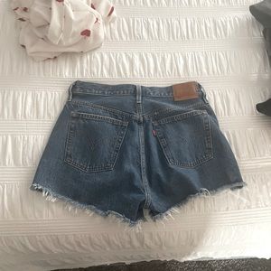 Levi shorts new no tags size 28